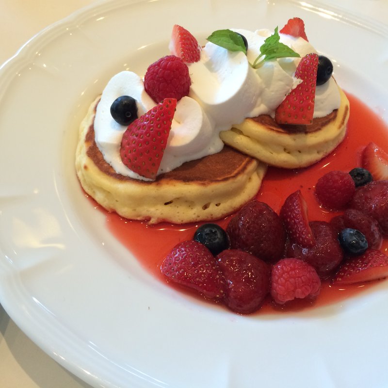 ストロベリーパンケーキ(エーデルワイス （Edelweiss）)