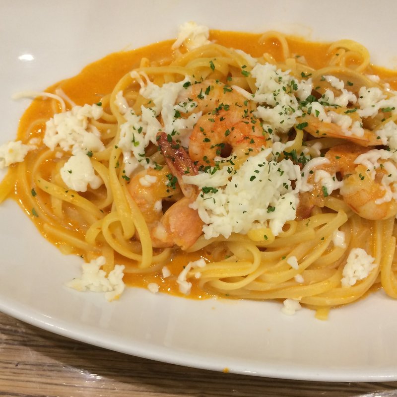 エビクリームパスタ(ヒラタパスタ)