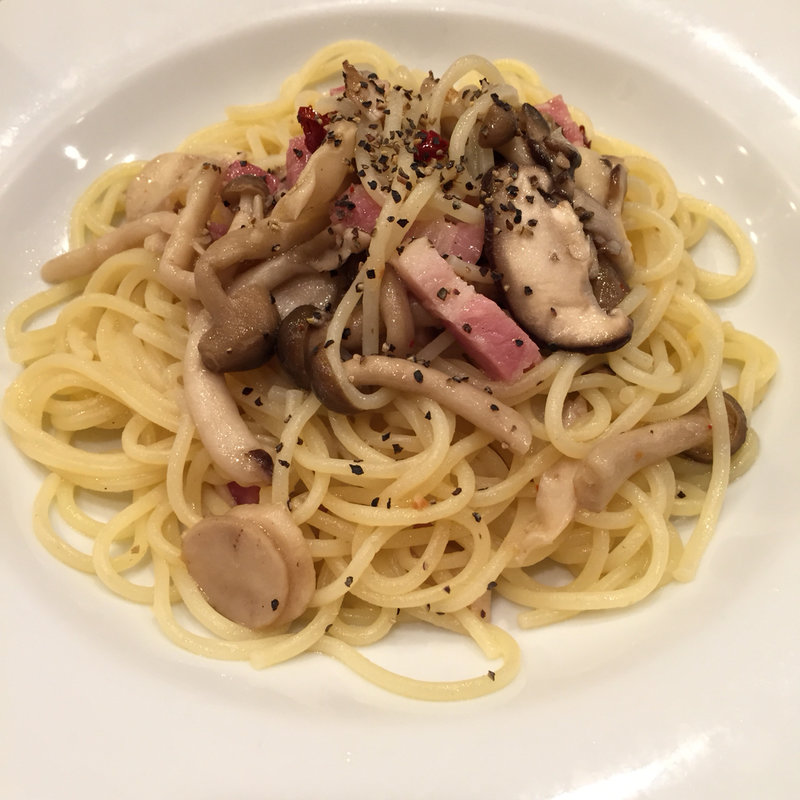 (壁の穴 そごう横浜店)