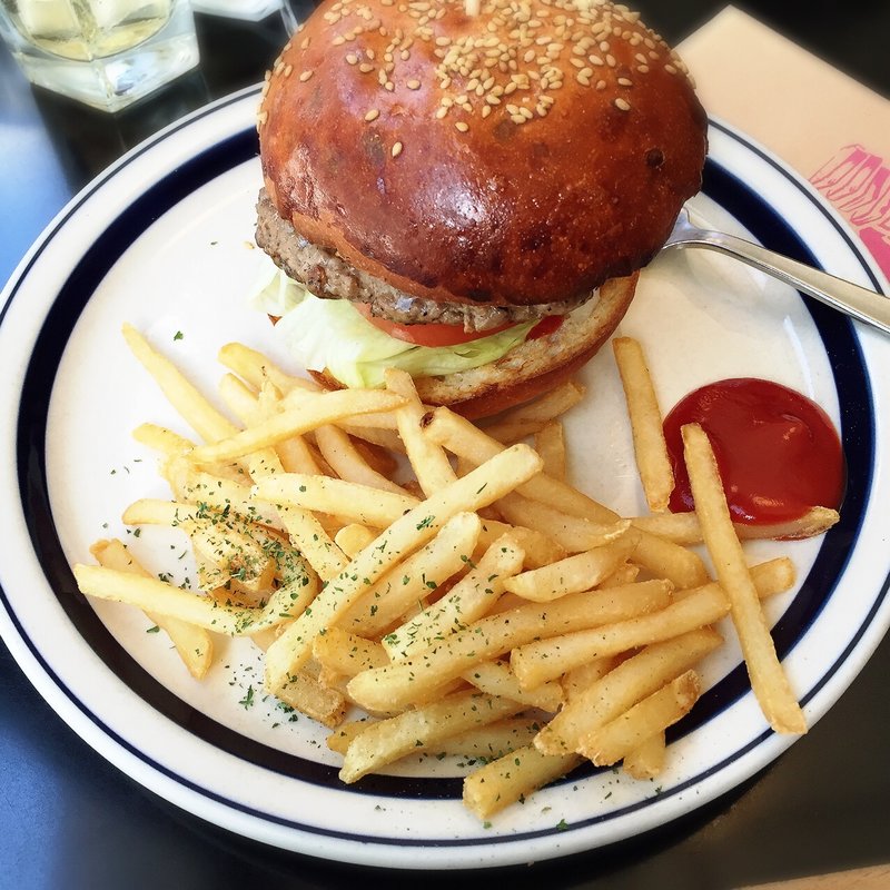 ハンバーガー(オンザコーナー （ON THE CORNER NO.8 BEAR POND）)