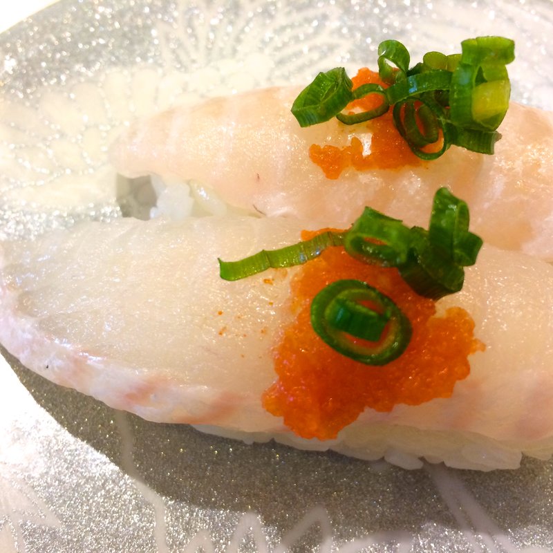 ヒラメ(がってん寿司 新宿西落合店)