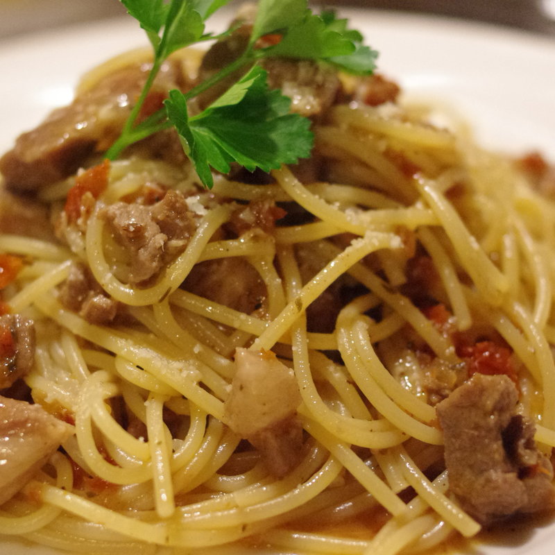 ラムとドライトマトのパスタ(フード&バー カーニャ )