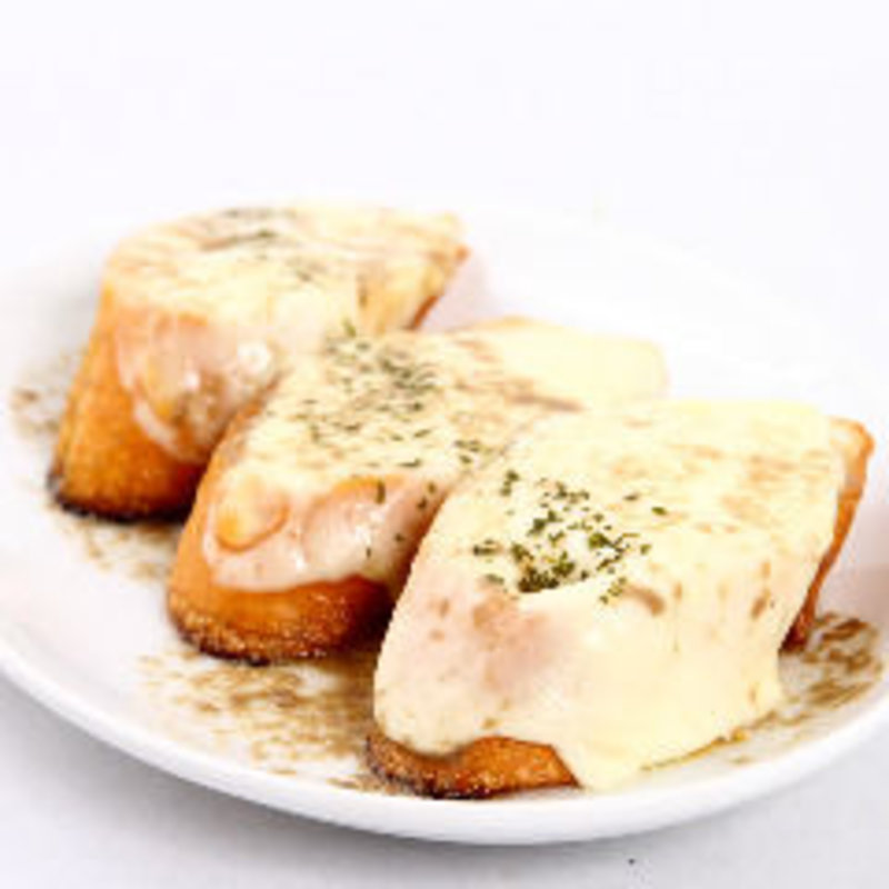 モッツァレラチーズトースト(ベジカルネ錦糸町店 （VegeCarne）)