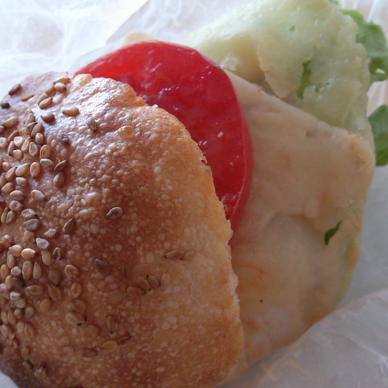 チーズチキンサンド(森パン)