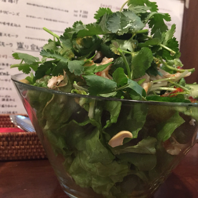 パクチーサラダ(ツルマキッチン)