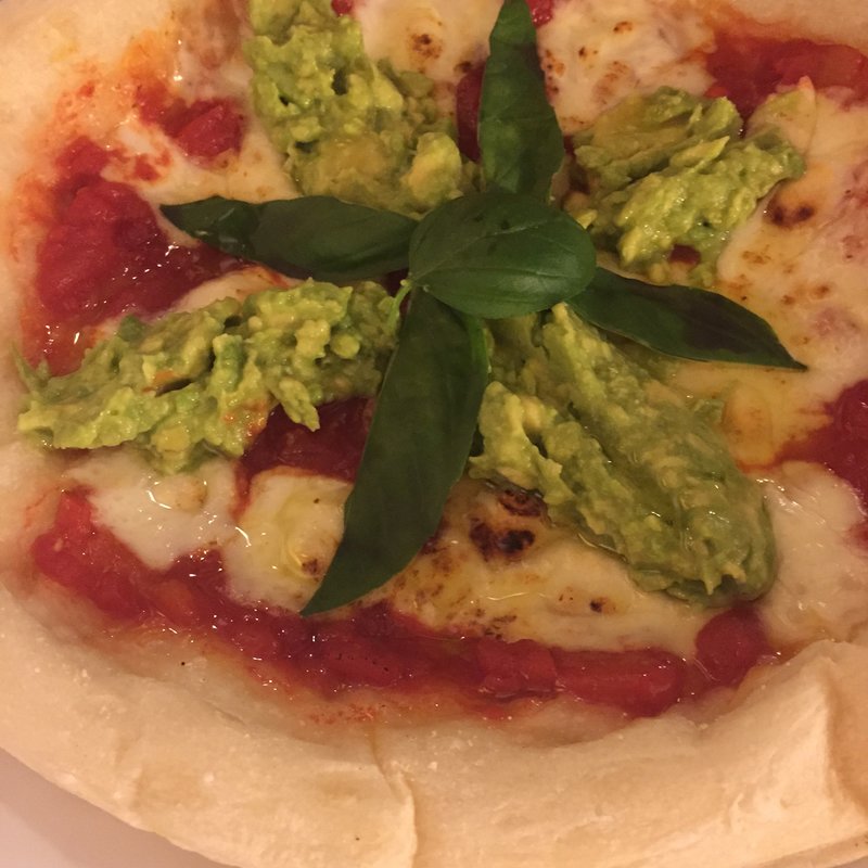 アボゲリータピザ(マドッシュ！カフェ （madosh!cafe）)