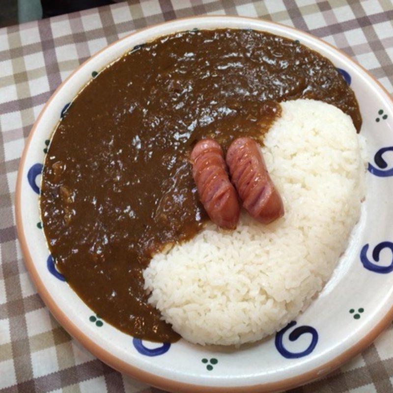 牛すじカレー　ウインナートッピング(カレーハウス五番館)