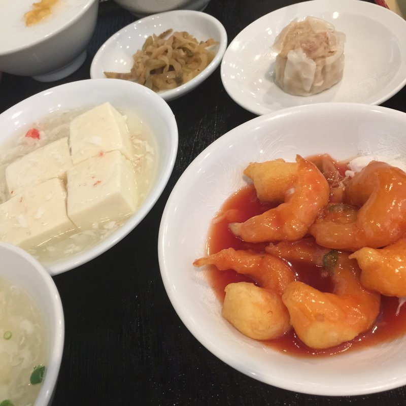 プレートlunch(Madam Lee)