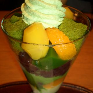 特撰都路里パフェ(茶寮都路里 大丸東京店 （さりょうつじり）)