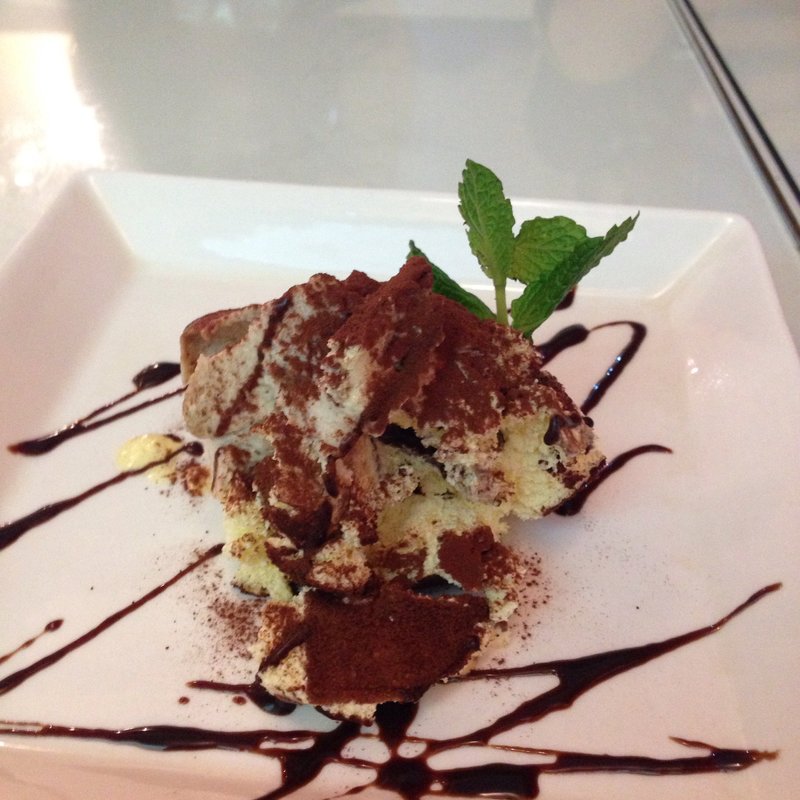 F (エッフェ) 自家製ティラミス(F (エッフェ))