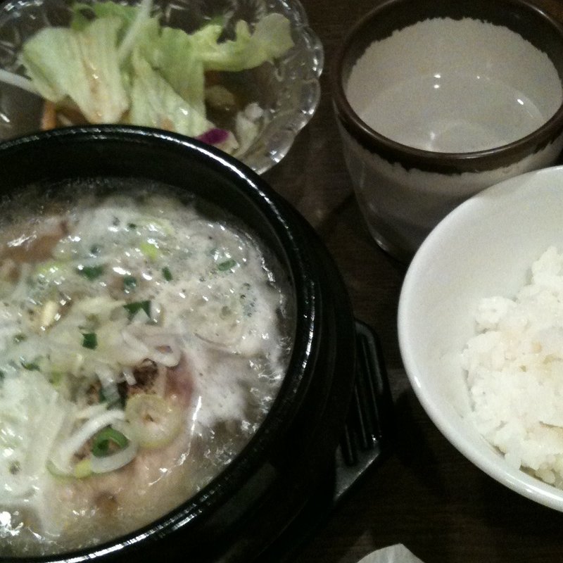 自家製サムゲタン(とうがらし 八重洲店)