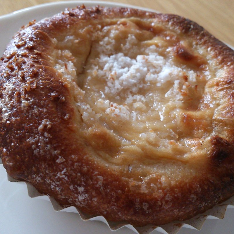 マンゴーとココナッツのブリオッシュ(森パン)