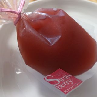 真夏の果実 いちご(pâtisserie belleéquipe パティスリーベルエキップ)