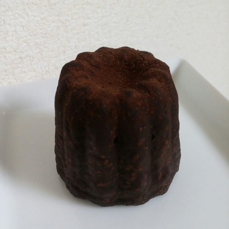 カヌレ（生チョコ）(ヴィクトワール 横浜ベイクォーター店 （Victoire）)