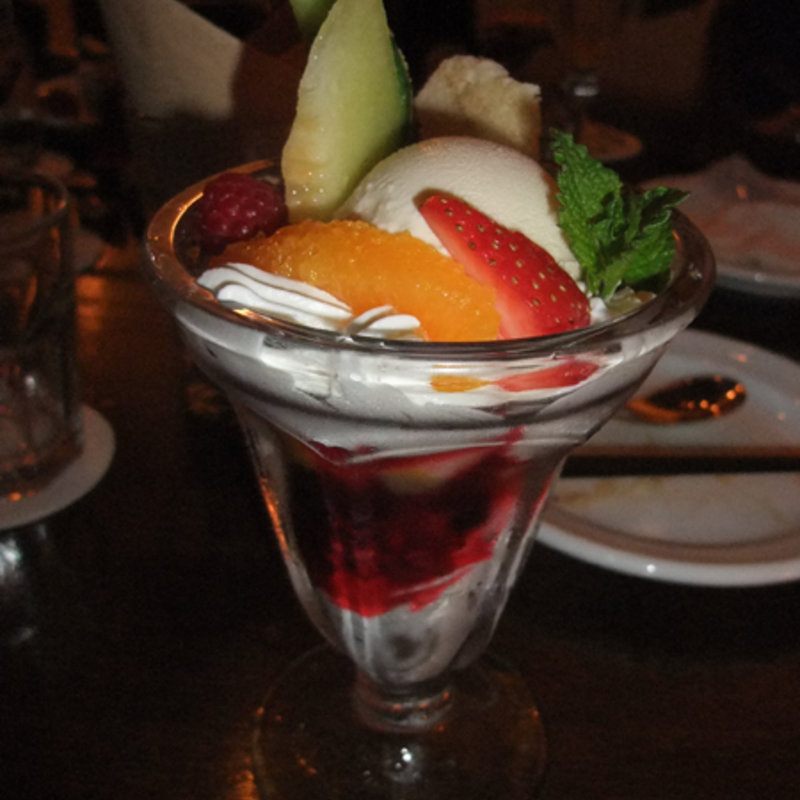 フルーツパフェ(NOS bar&dining （ノスバーダイニング）)