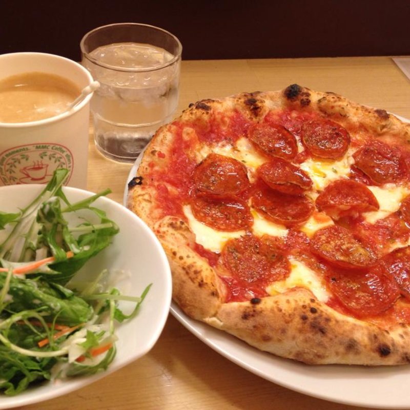 サラミのピザ(チェルキオピザ)