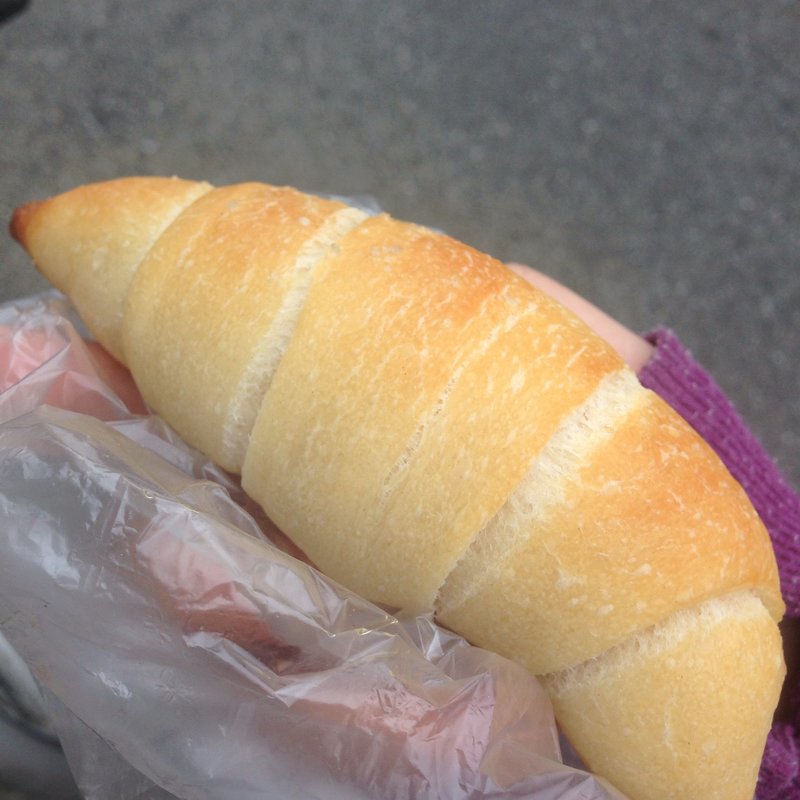 塩バターロール(川越ベーカリー楽楽)