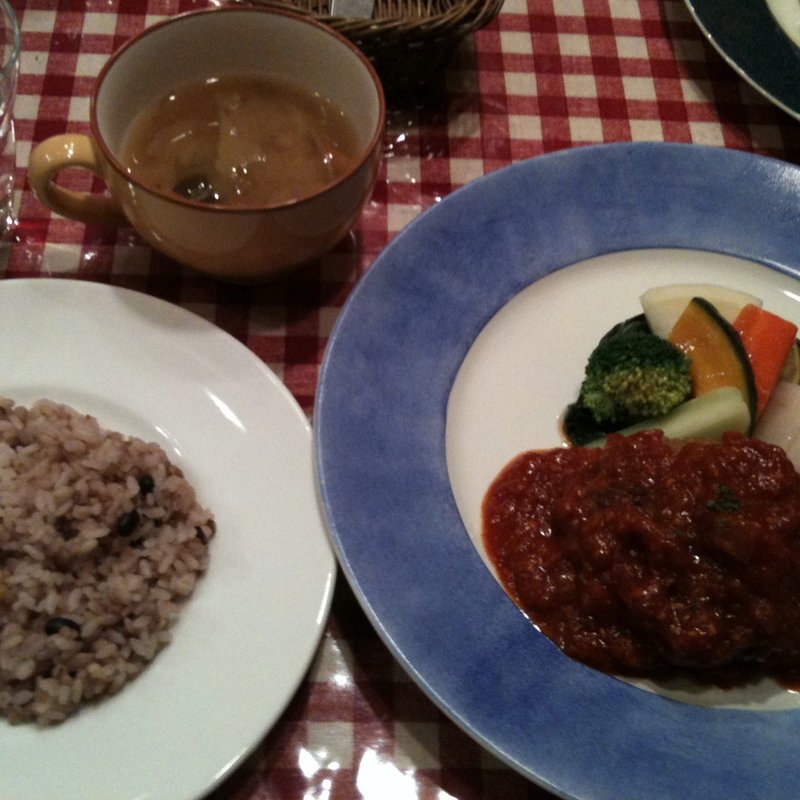 若鶏の唐揚　ピリ辛アラビアータソース(日本橋二丁目ダイニング （ニホンバシニチョウメダイニング）)