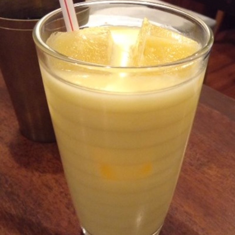 マンゴーラッシー(PUJA梅田)