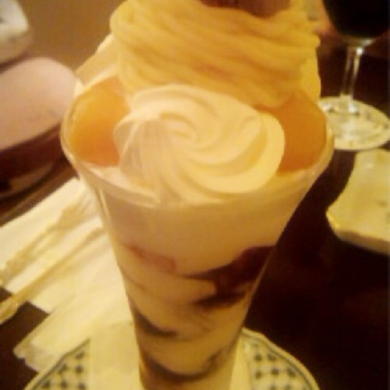 マカロンパフェ（和栗モンブラン）(銀座みゆき館 銀座3丁目店)