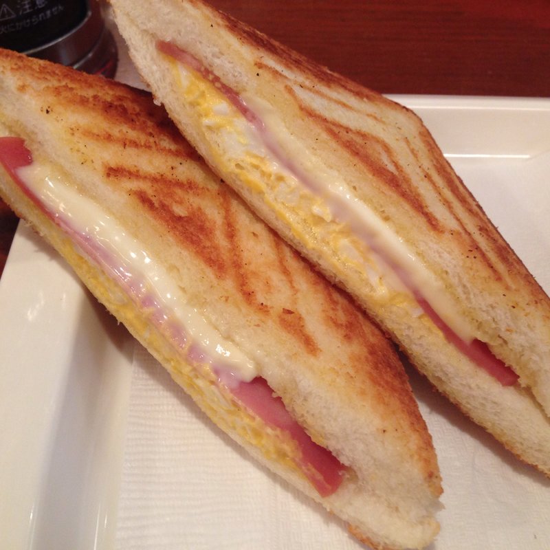 ハムチーズエッグ(シマノコーヒー大正館)