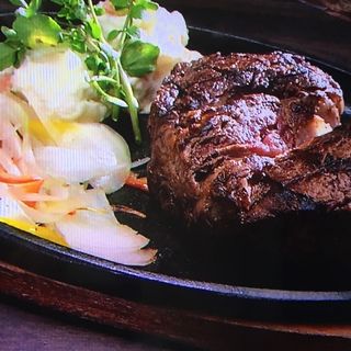肩ロース　ステーキ(ステーキ&肉料理 肉バル 2986)