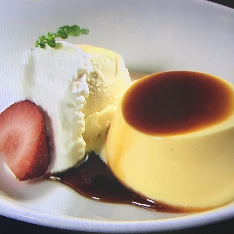王様の生プリン　アイスクリーム＆ソース添え(Cafe 伊太利庵 福田店)