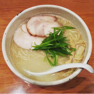 鶏チャーシュー麺(臥龍)