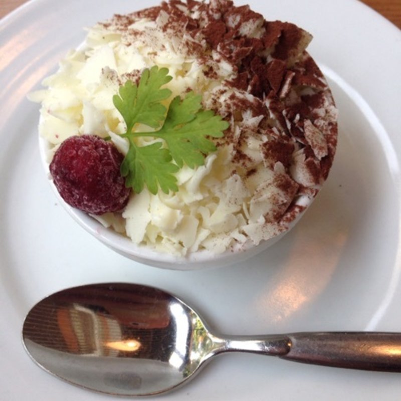 ホワイトチョコムース(音音 新宿センタービル店)