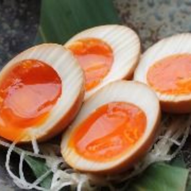 比内地鶏の玉子の燻製(てんまい )