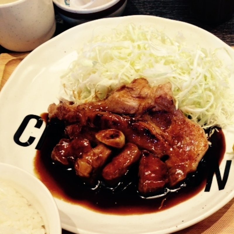 岩中豚のとんてき(やきとん チャールストン 品川シーズンテラス店 )