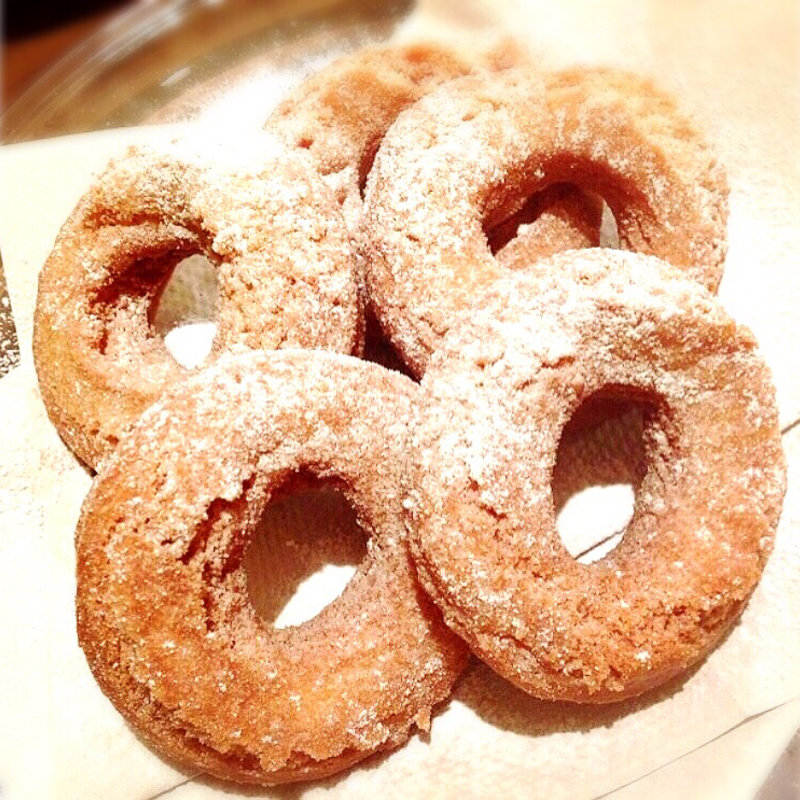 揚げたてドーナツ(ツルマキッチン)