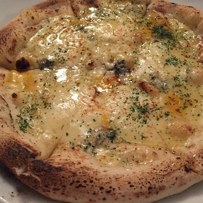 ゴルゴンゾーラのPIZZA(Bliss Lounge)