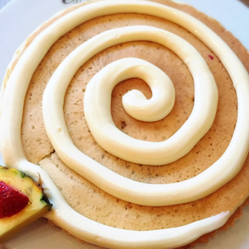 シナモンロールパンケーキ(モエナ カフェ （Moena CAFE）)