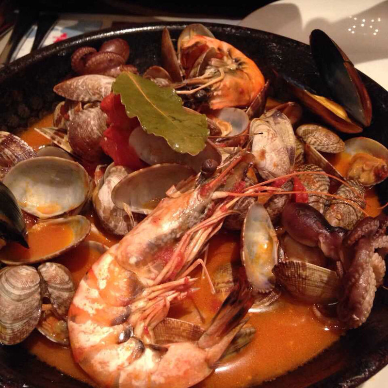 魚介のカタプラーナ(ヴィラモウラ 赤坂サカス店)