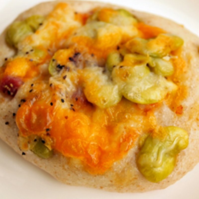 空豆とチーズのフォカッチャ(サンジェルマン タンドレス 有楽町イトシア)