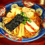 ワンタンラーメン(支那そば 八雲 （しなそば やくも）)