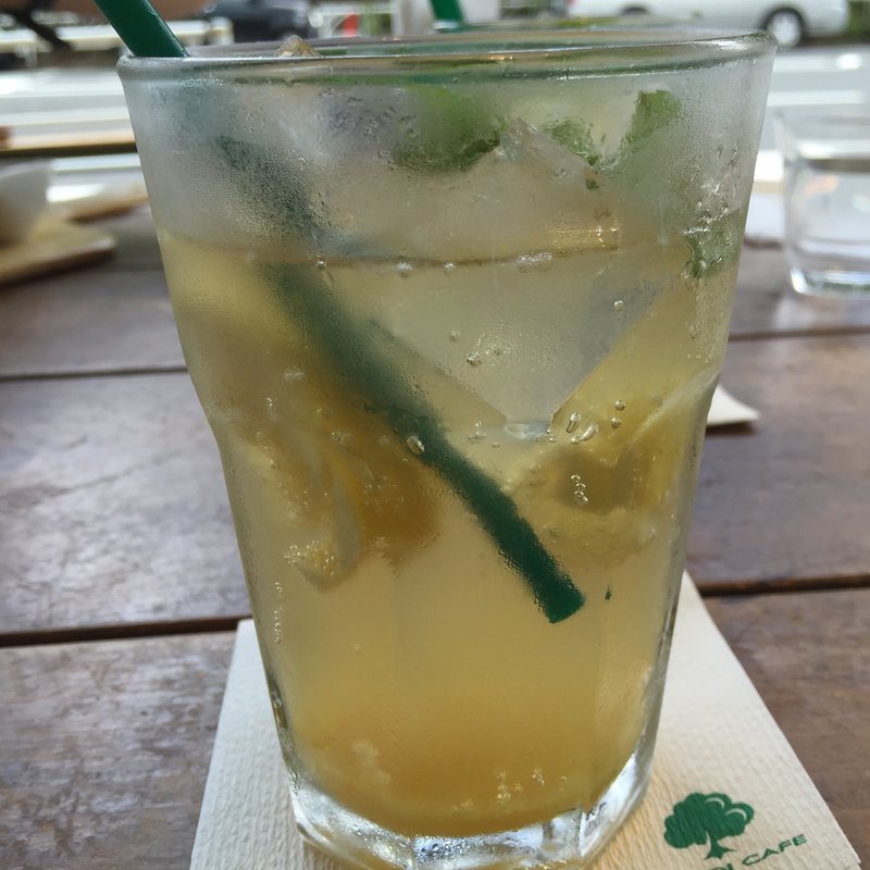 柚子と生姜のジンジャエール(ボンダイカフェ)