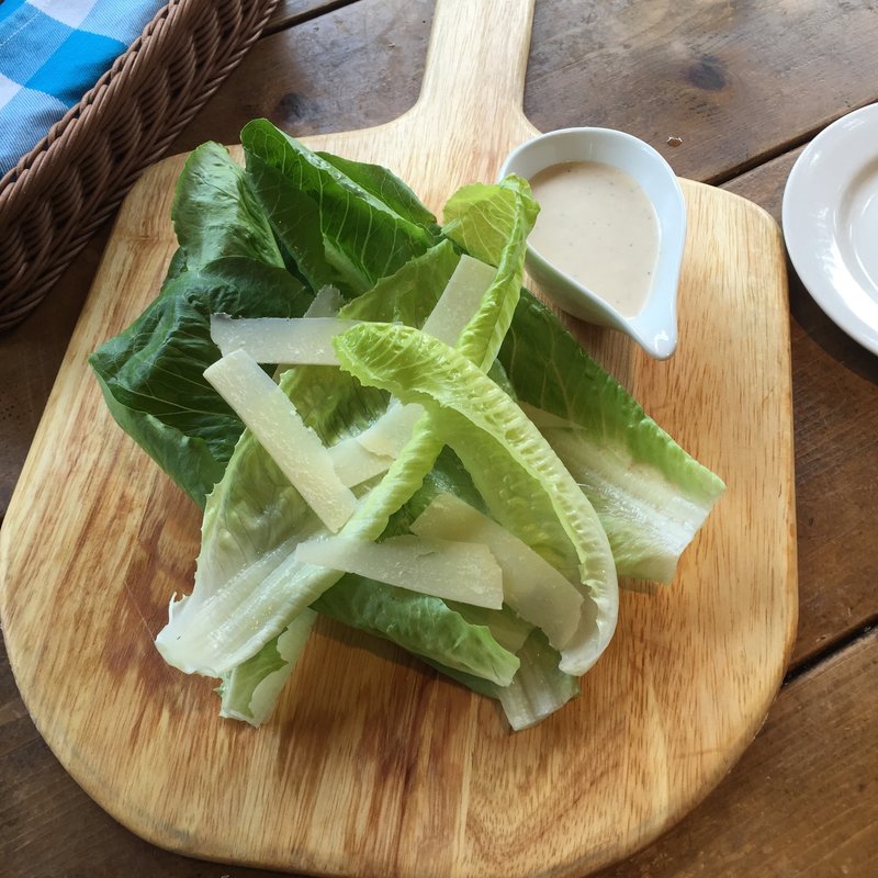 ロメインレタスのシーザーサラダ(ボンダイカフェ)