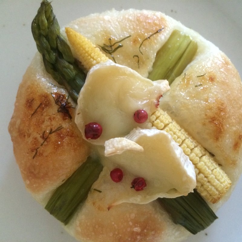 アスパラとカマンベールのフォカッチャ(Neighbors Brunch with パンとエスプレッソと)