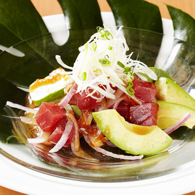 マグロとアボカドのポキ　～WASABIドレッシング～(ティキティキ 横浜店 （TIKI TIKI）)