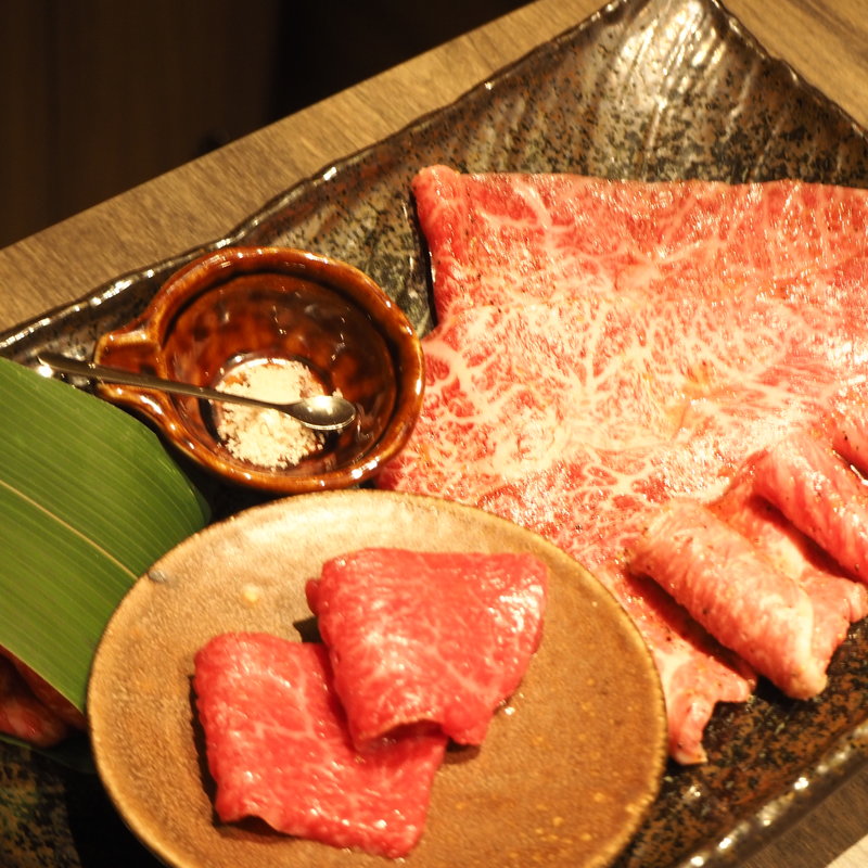 本日の極上希少部位五種盛り(うしごろ貫 五反田店)