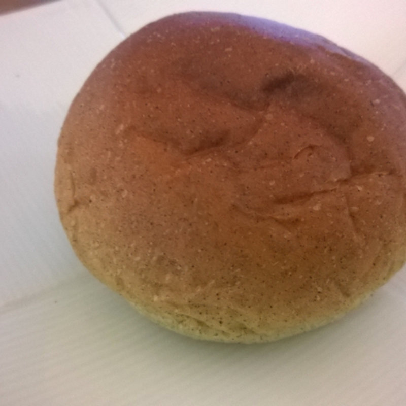 よもぎパン(R&B （アールアンドビー Roadside Beakery Osaka Gamoyon）)