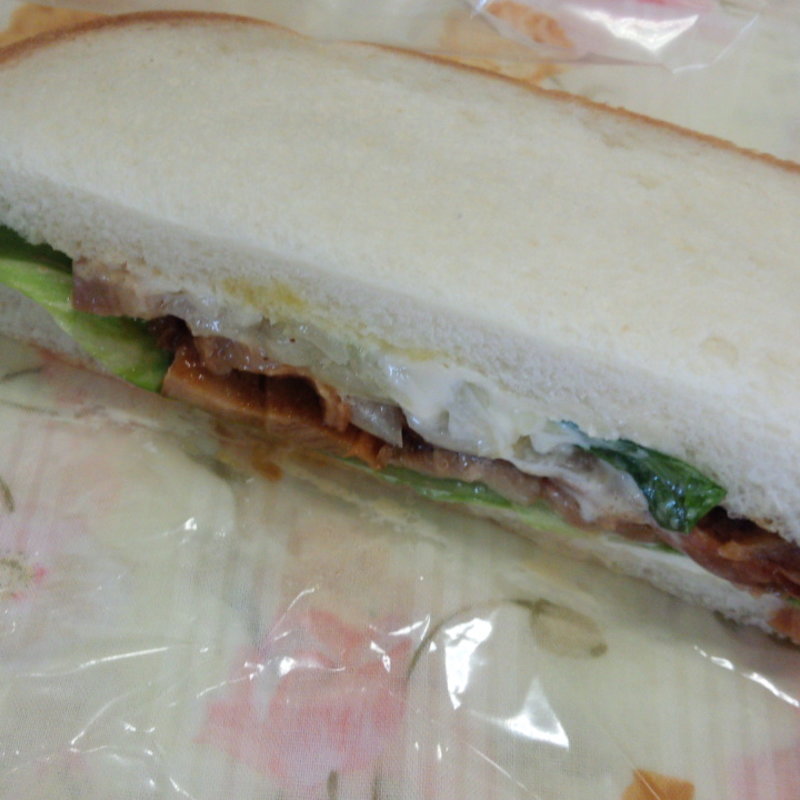 テリヤキチキンサンド(ぷてぃぶらん　フレンドマート竜王店)