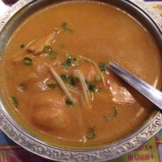 チキンカシミール (ランチ カレーセット)(インド料理 RAJA(ラージャ) 柏店)
