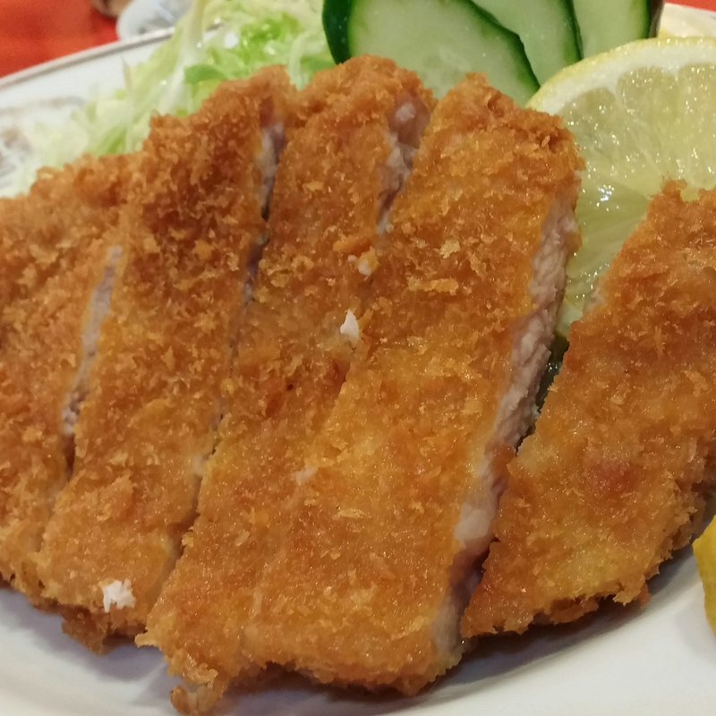 とんかつ(中華料理 白龍(ハクリュウ))