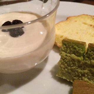 (こだわりお肉と菜園料理 カムラッド 調布店 （comrade【旧店名】Chinese + Italian Dining comrade）)
