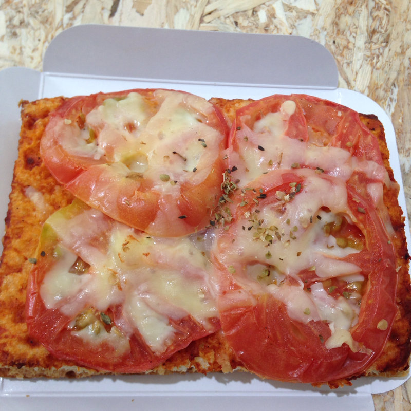 focaccia pomodoro(AUX BACCHANALES KIOICHO（オーバカナル 紀尾井町）)