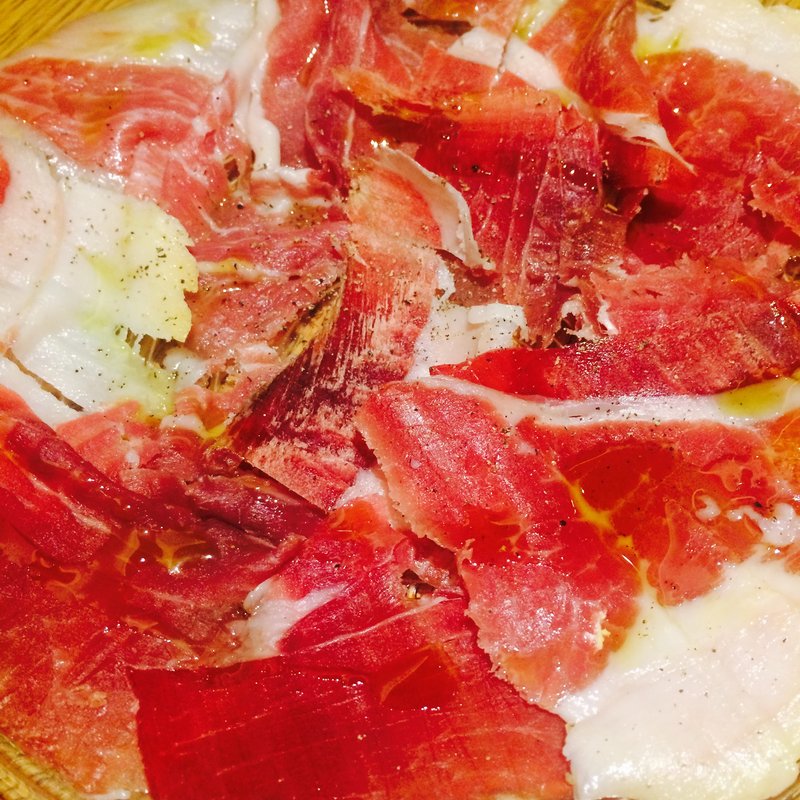 完全放牧肝付豚の3年熟成生ハム(ポークストック)