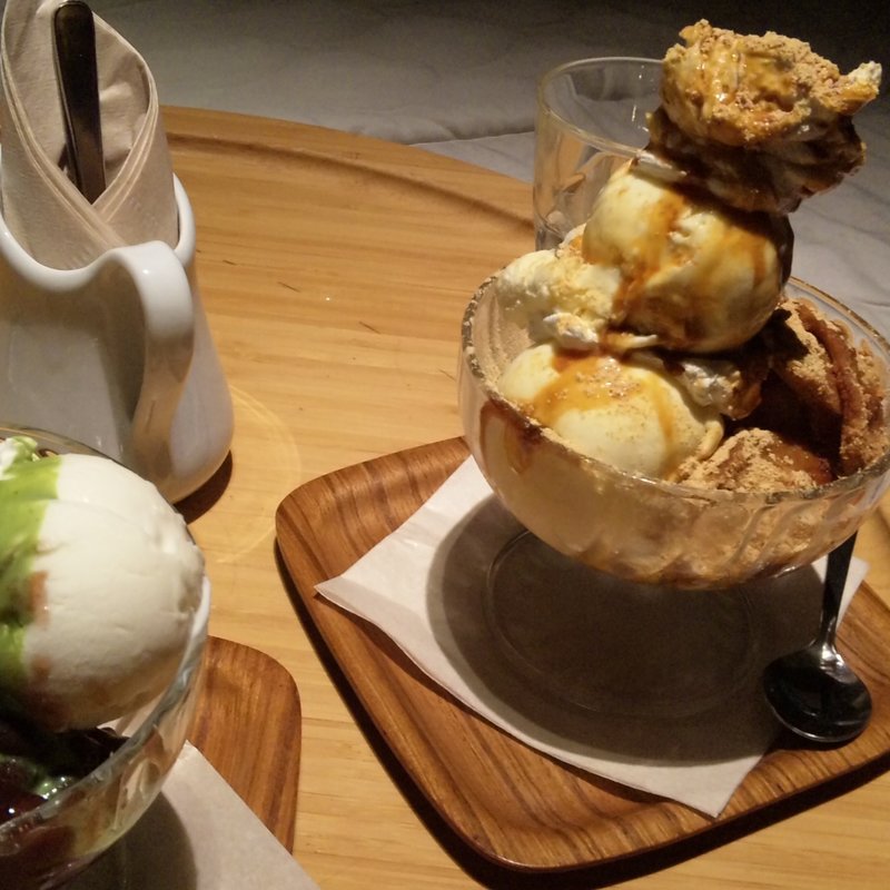 黒蜜きな粉パフェ(和カフェ yusoshi chano-ma なんば （ユソーシ チャノマ）)